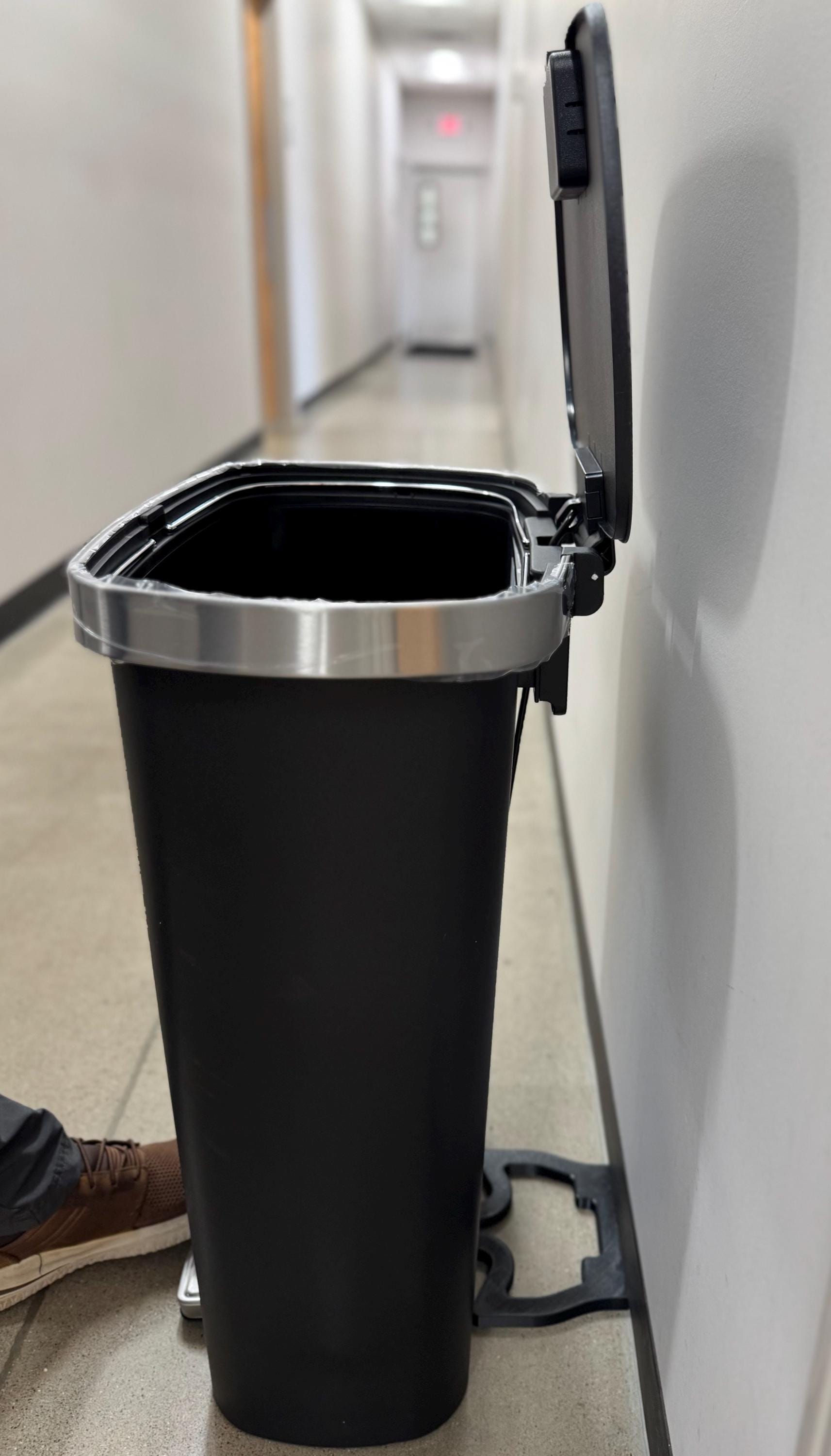 NoScoot Spacer locating Brightroom Trash Can